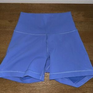 Lululemon Wunder Train Contour Fit
High-Rise Short 4" - Wild Indigo Size 4